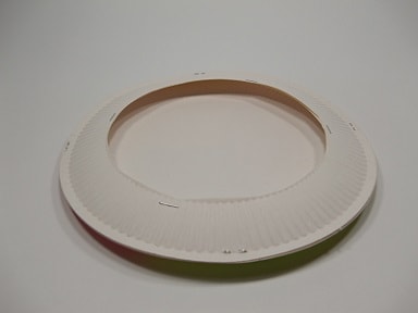 紙皿のフリスビーの作り方5