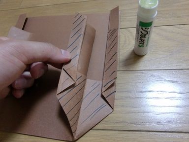 画用紙のポシェットの作り方5